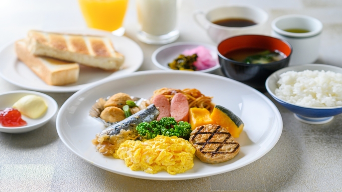 【朝食付】北海道米、厚切りトーストから選べる和洋プレート＆サラダバー